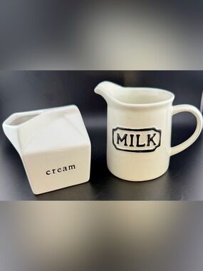 2 creamers Storehouse & THL brands. 10oz